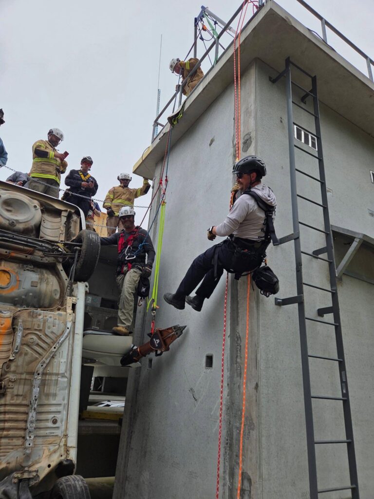(8 hr) High Angle Rope Emergencies - HOT rope rescue image